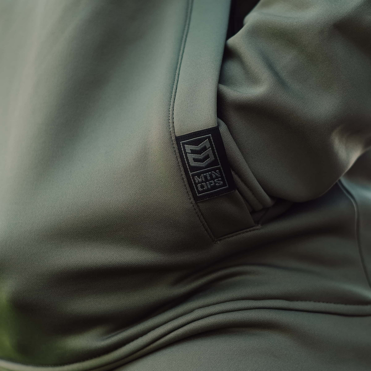 Web_Compression___Proportional-Striker-Hoodie-PDP-2.png